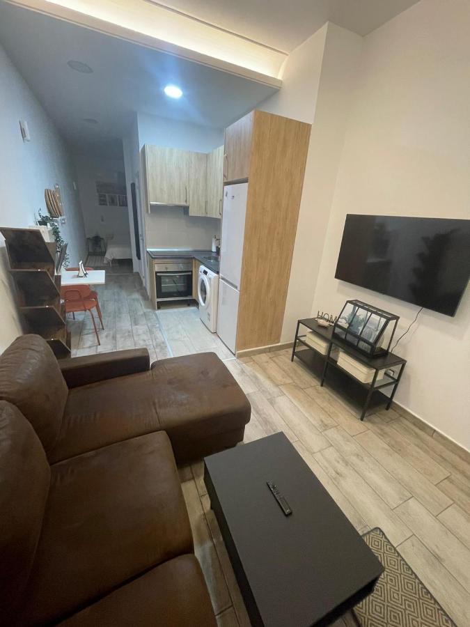 Apartamentos Jap Villaamil Madrid Exteriör bild