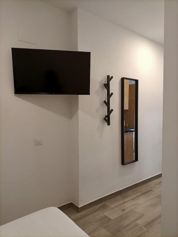 Apartamentos Jap Villaamil Madrid Exteriör bild